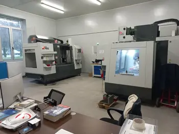 Glodalica Haas • VF4SS, godište 2023 • slika 2