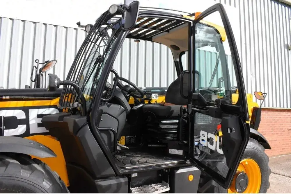 Teleskopski utovarivač / Telehendler JCB • 540 180, godište 2025 • 13