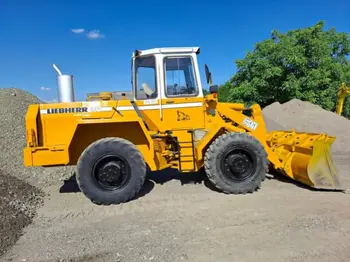 Prednji utovarivač Liebherr • 511 • slika 11