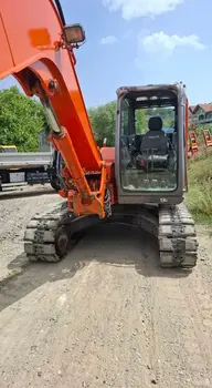 Srednji bager Hitachi • Zx80, godište 2007 • slika 2