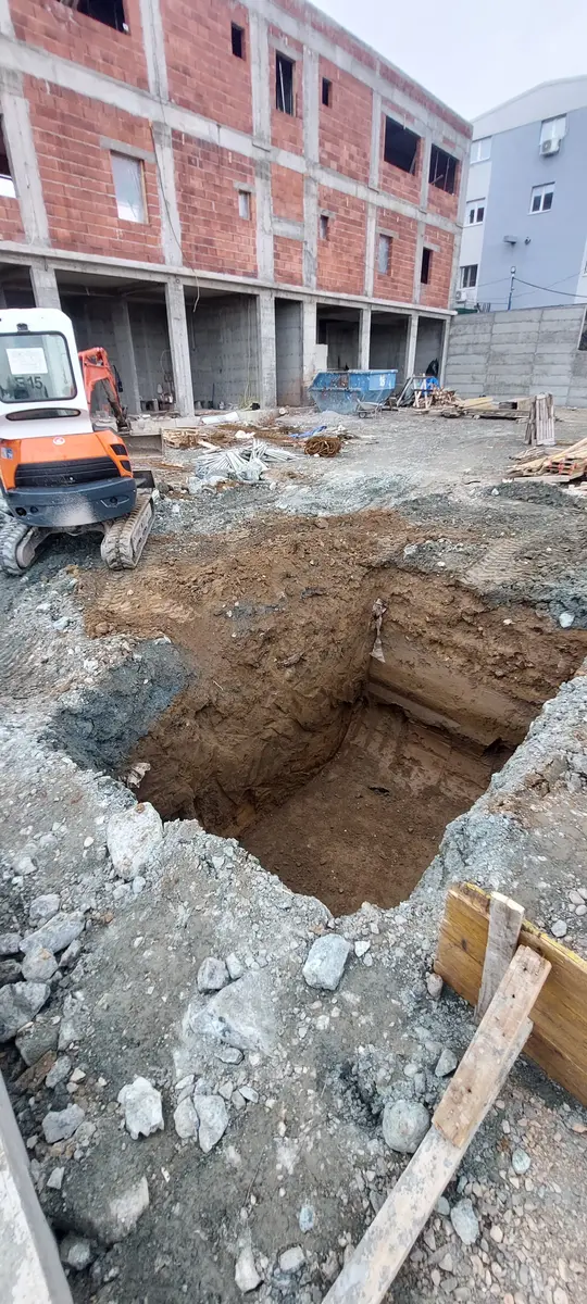 Mini bager Kubota • Alfa u20 • 6