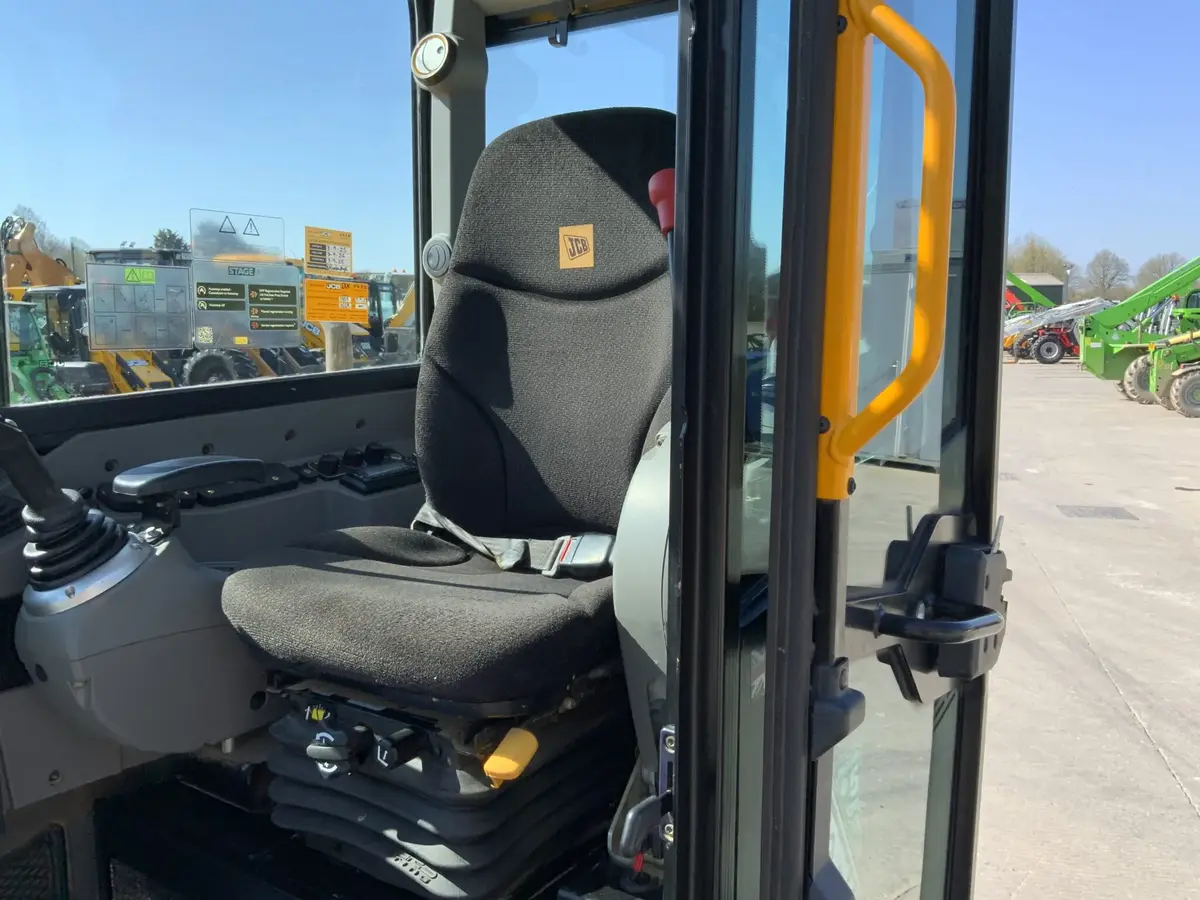 Mini bager JCB • 60C2, godište 2024 • 2