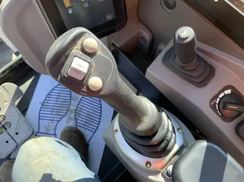 Mini bager JCB • 60C2, godište 2024 • slika 8