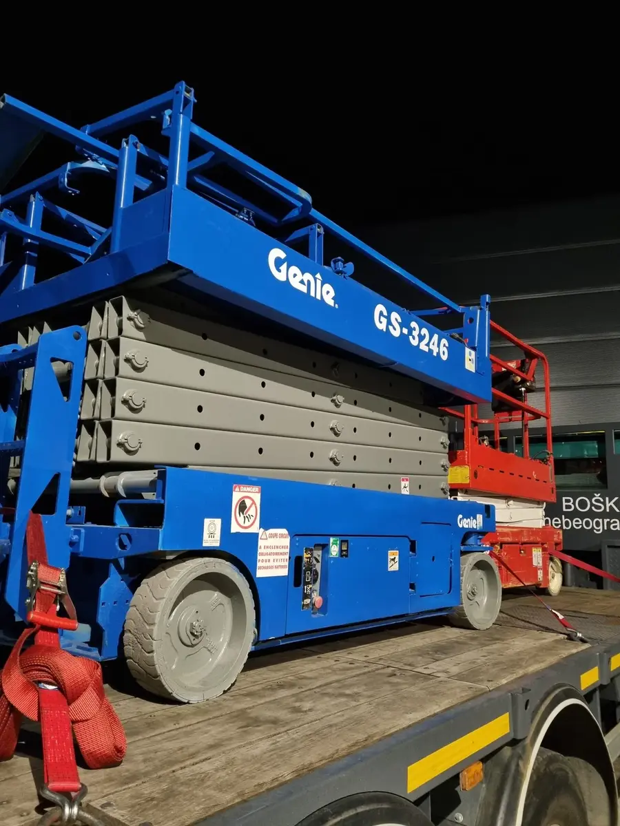 Makazasta platforma Genie • 3246 • 4