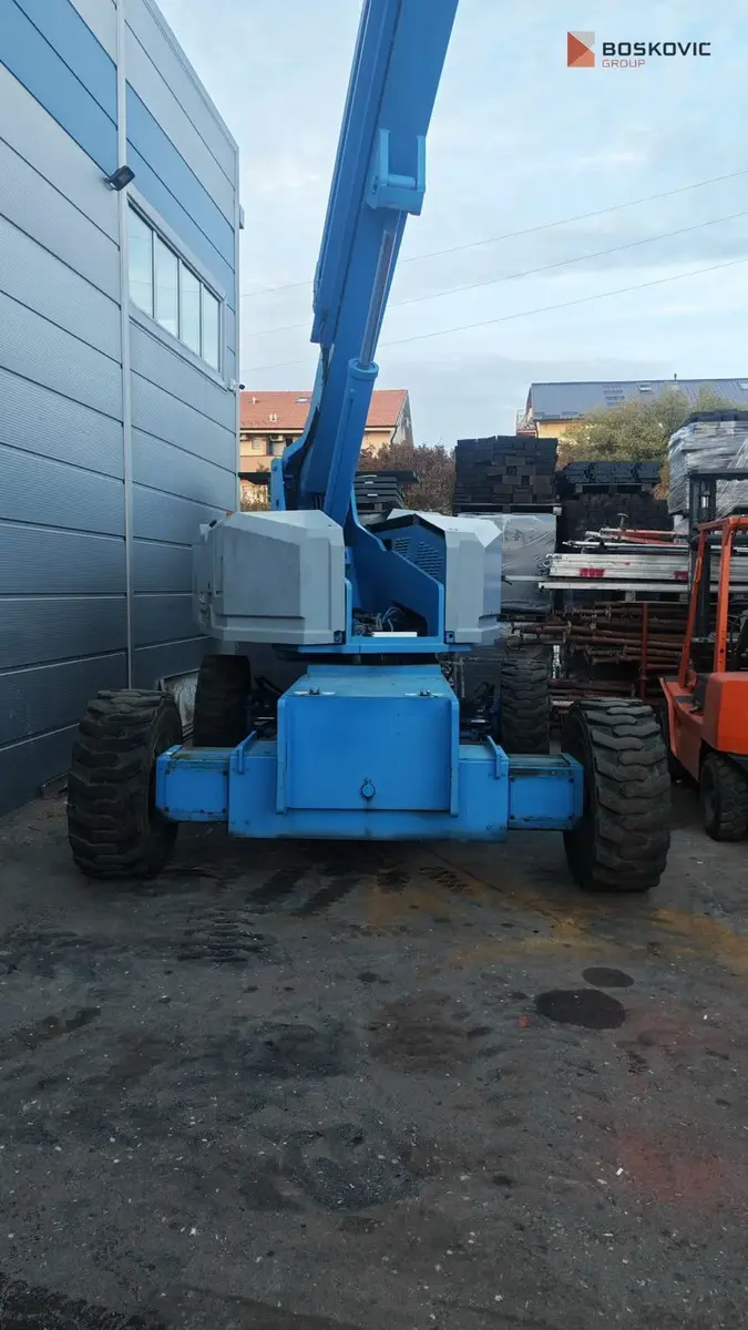 Zglobna platforma Genie • S85 • 2