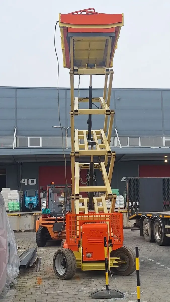 Makazasta platforma JLG • 4069LE • 2