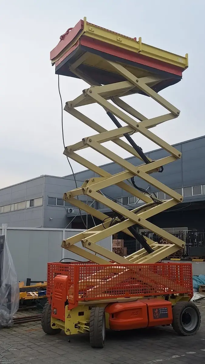 Makazasta platforma JLG • 4069LE • 3