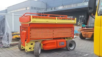 Dizalice i kranovi • Makazasta platforma • JLG • 4069LE