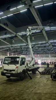 Auto dizalica sa korpom Nissan • Cabstar 20m • slika 14