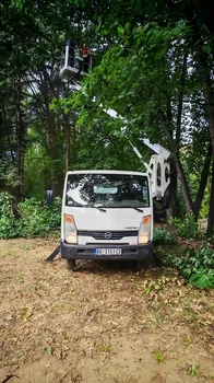 Auto dizalica sa korpom Nissan • Cabstar 20m • slika 16