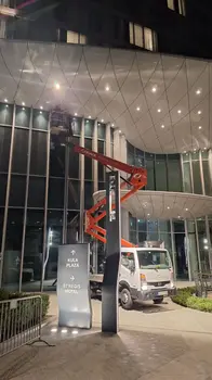 Auto dizalica sa korpom Nissan • Cabstar 24m • slika 2