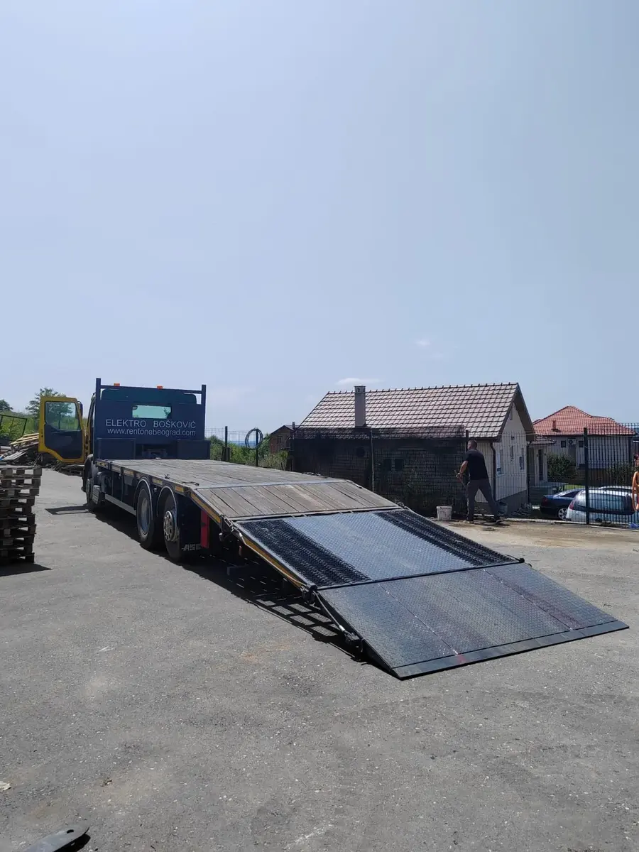 None Transport robe • 2