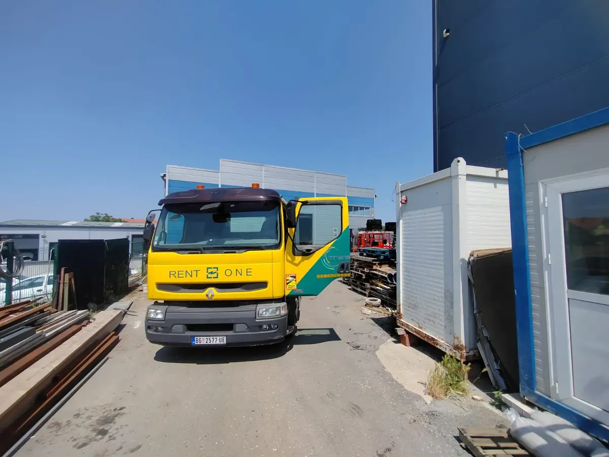 None Transport robe • 4