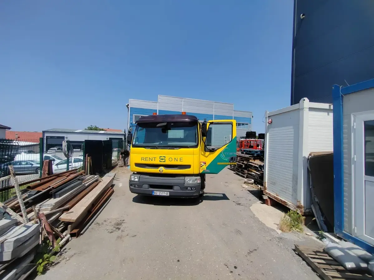 None Transport robe • 5