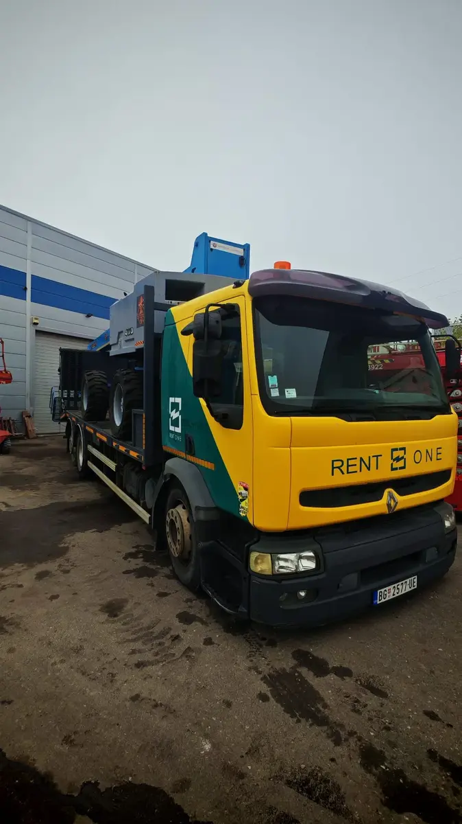 None Transport robe • 9