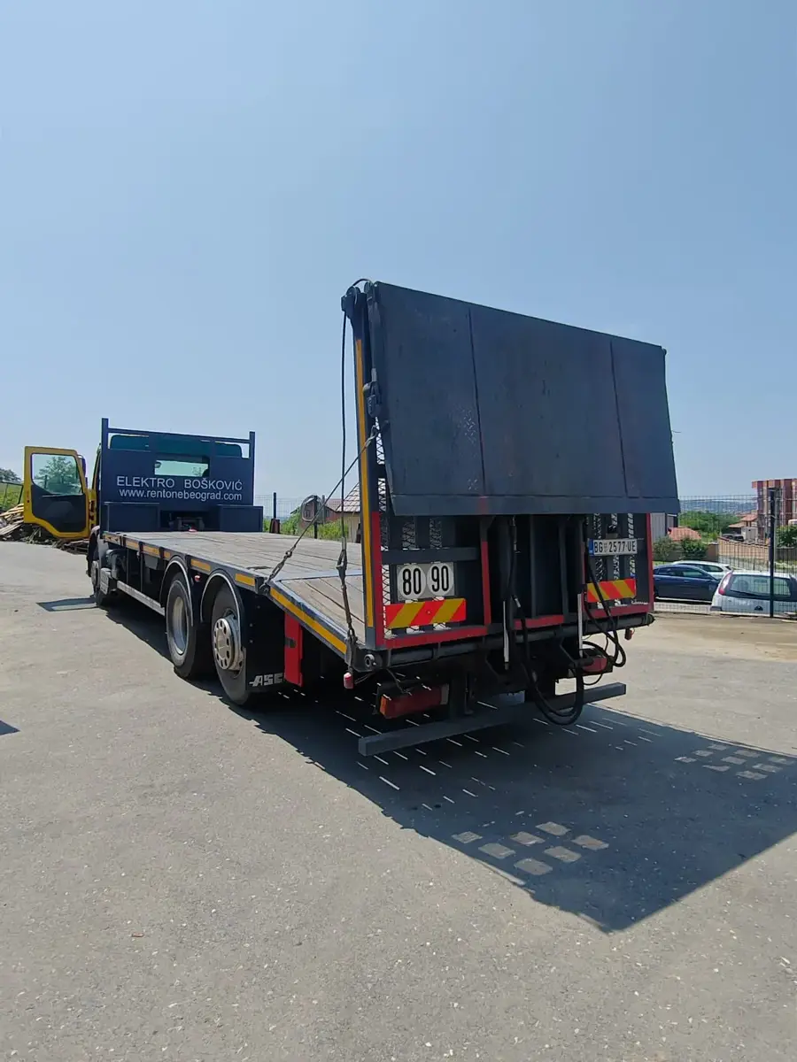 None Transport robe • 10