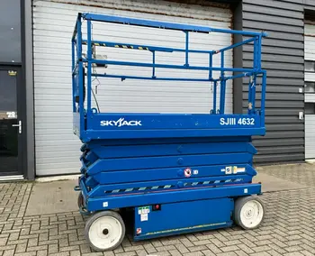 Dizalice i kranovi • Makazasta platforma • Skyjack • 4632