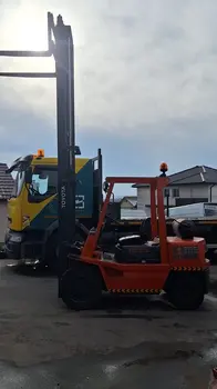 Gasni viljuškar Toyota • 2FG30 • slika 5