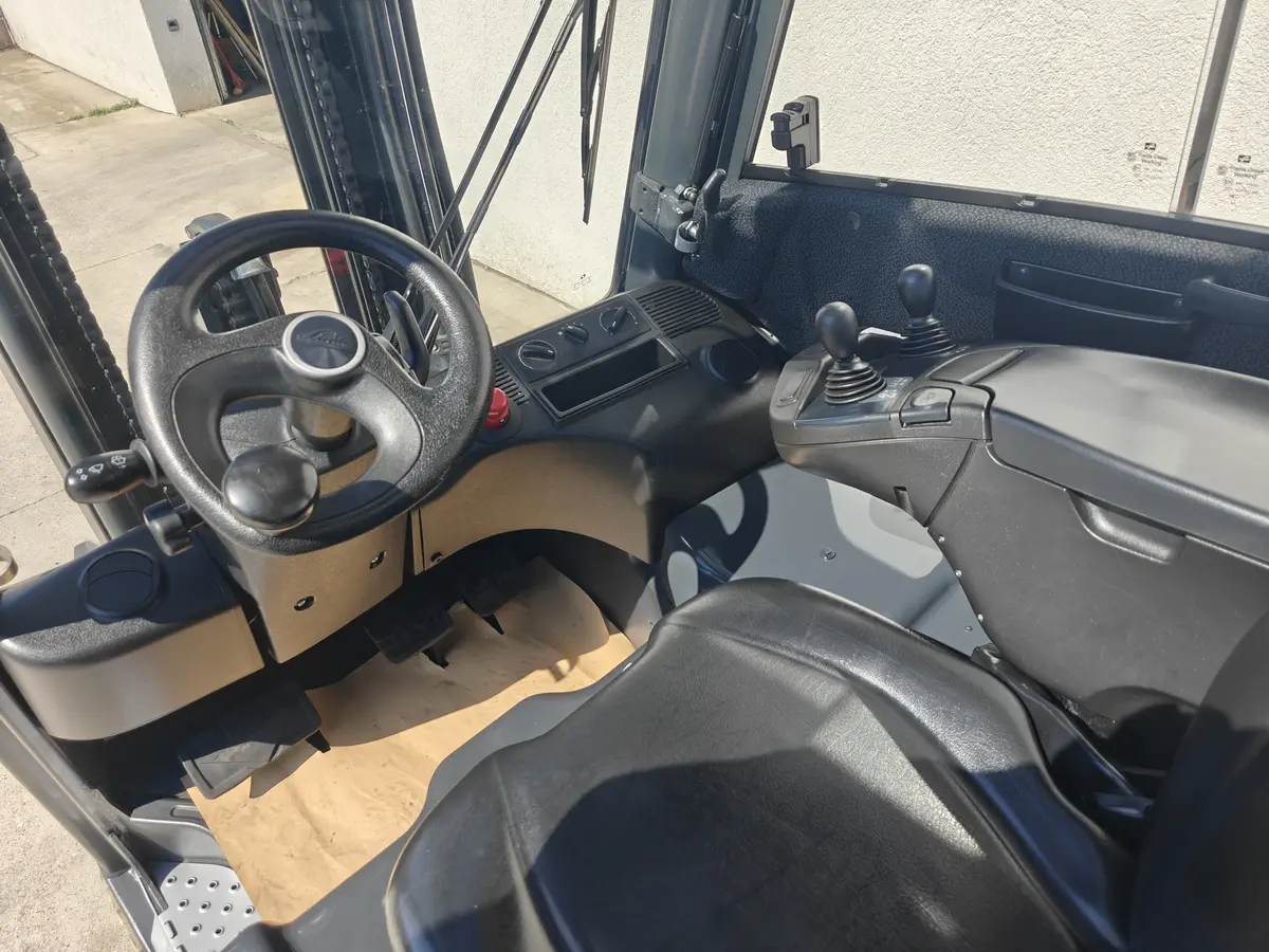 Električni viljuškar Linde • E 16 H TRIPLEX, godište 2019 • 8