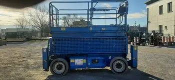 Makazasta platforma JLG • 4069 • slika 4