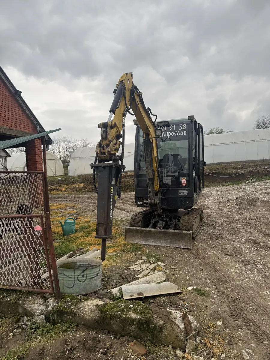 None Iskop mini bagerom • 5