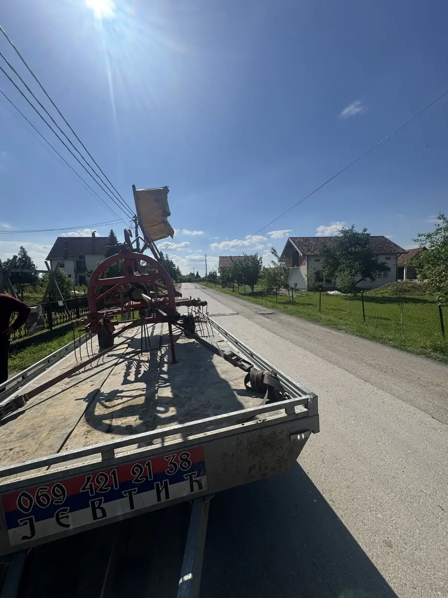 None Šlep služba  • 9