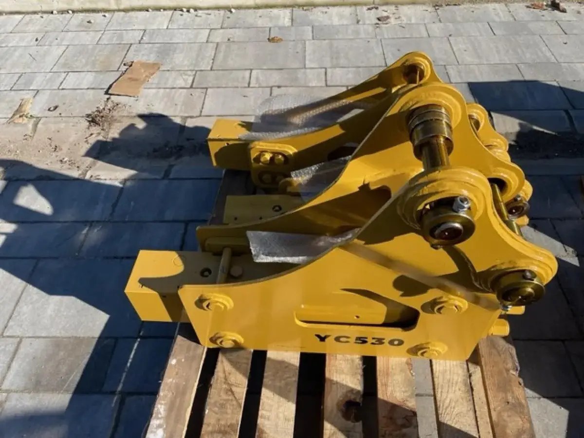 Mini bager Carter • CT12 Yanmar motor, godište 2024 • 11