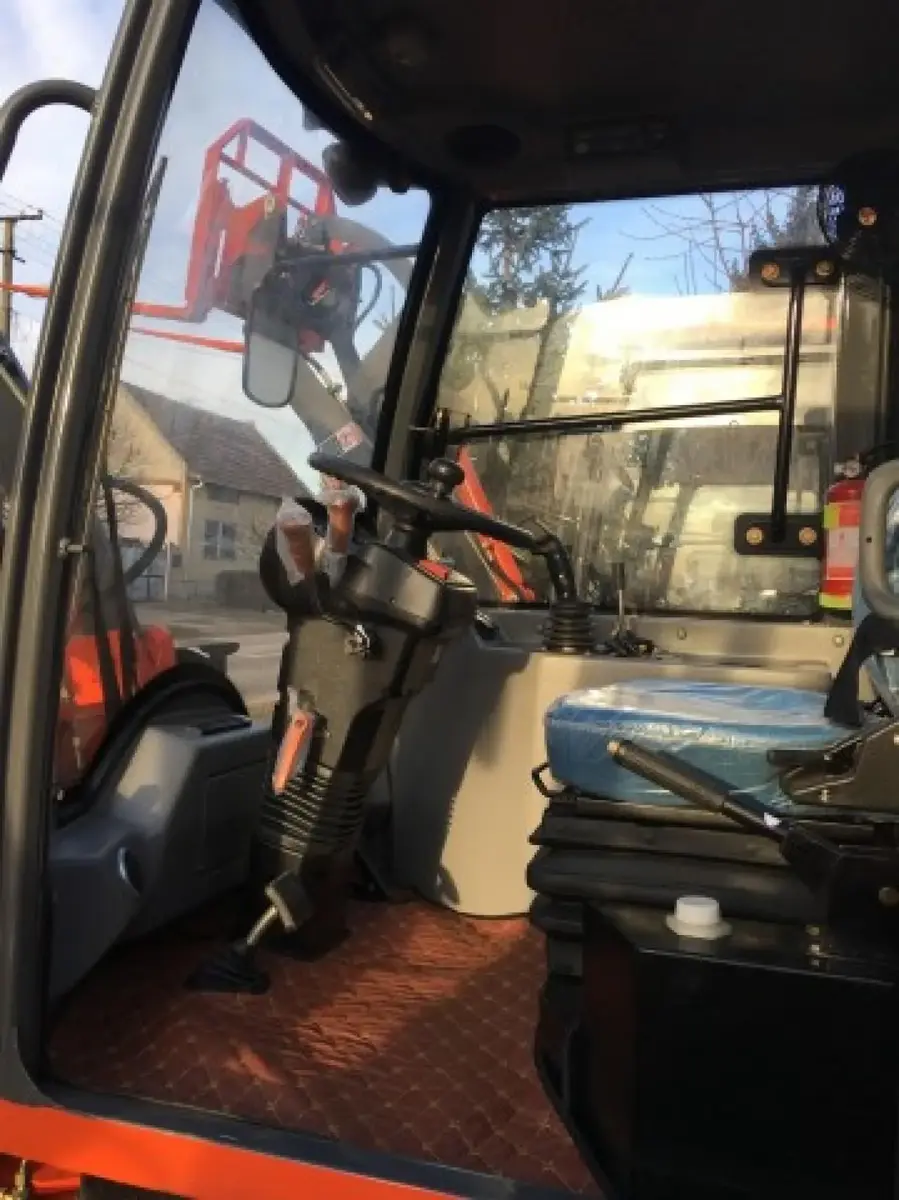 Mini utovarivač Everun • ER 08, godište 2024 • 12