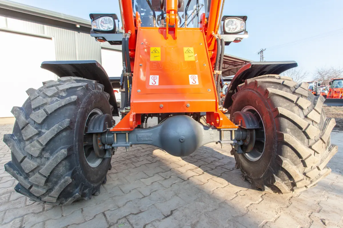 Mini utovarivač Everun • ER 16, godište 2024 • 5