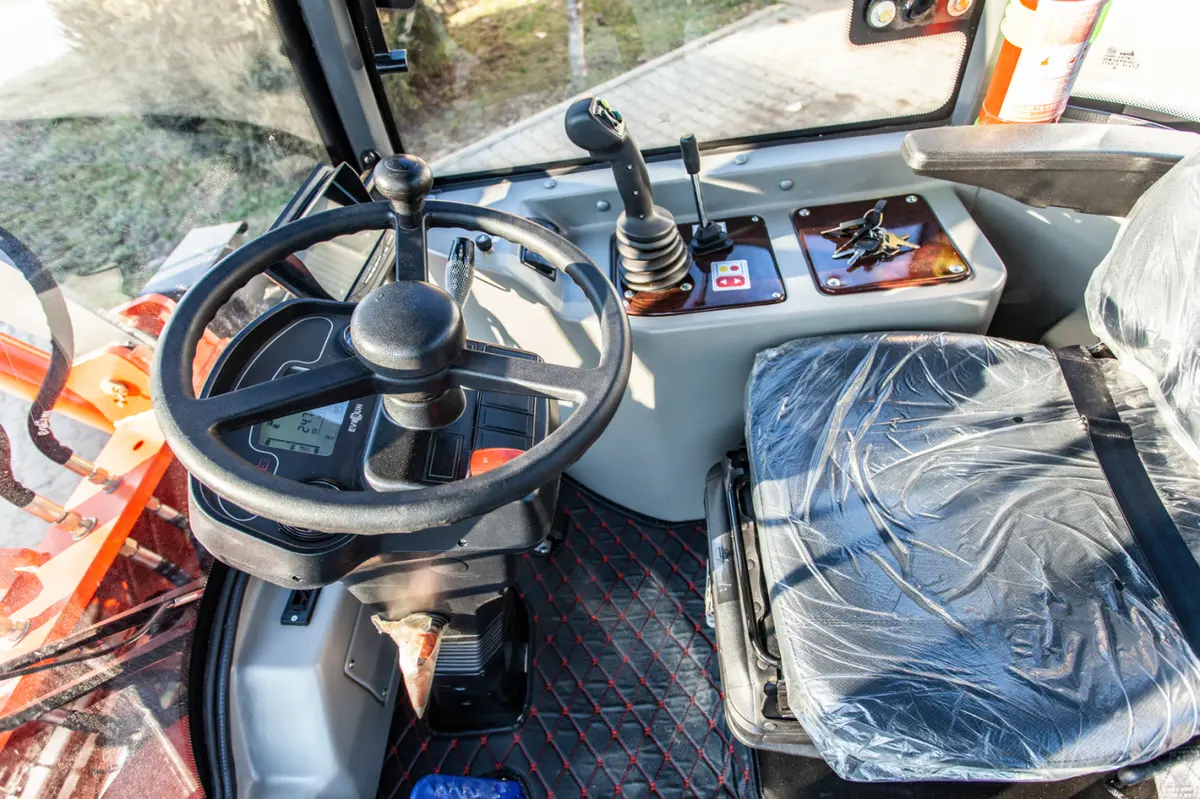 Mini utovarivač Everun • ER 16, godište 2024 • 6