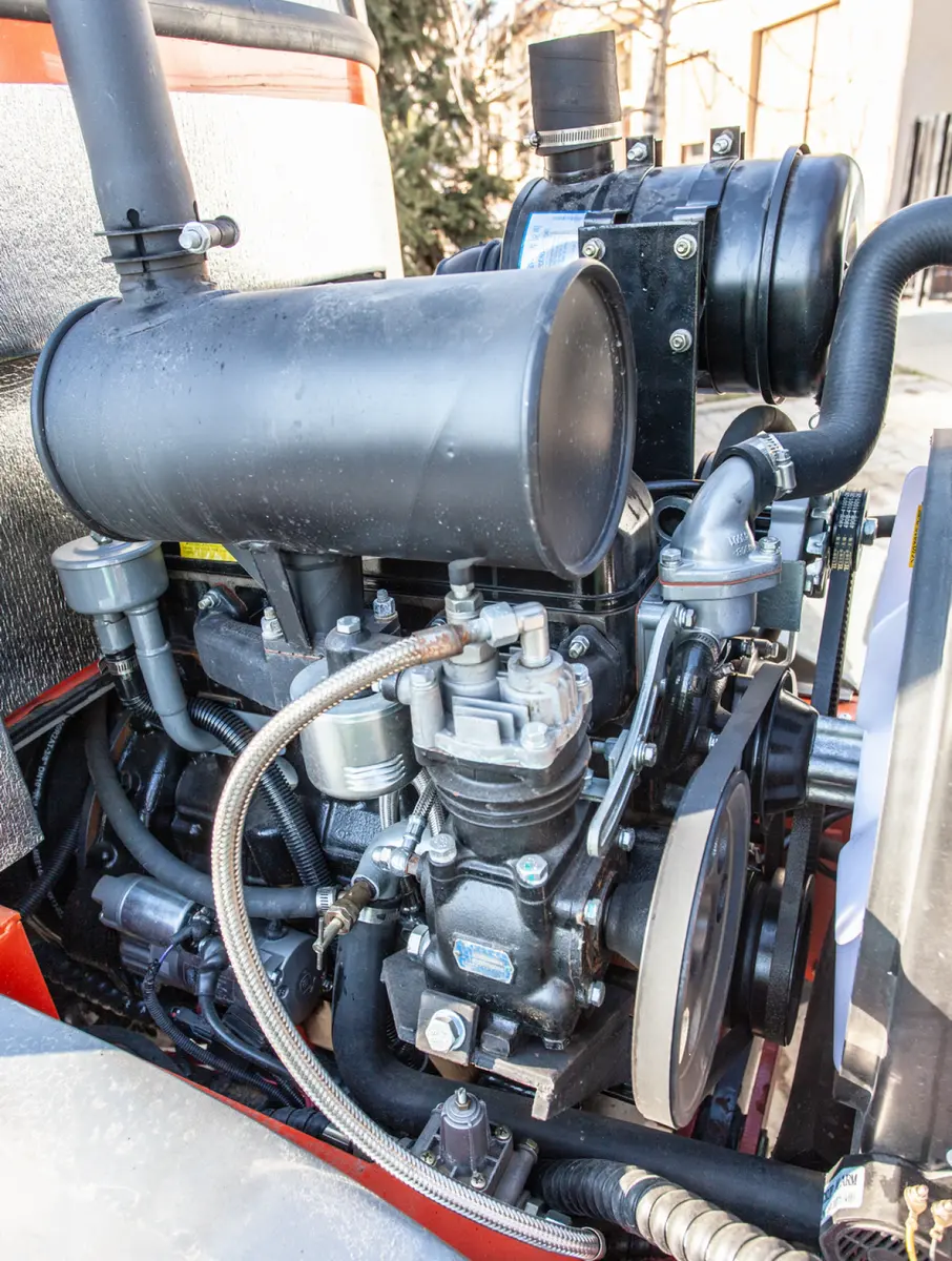 Mini utovarivač Everun • ER 16, godište 2024 • 10