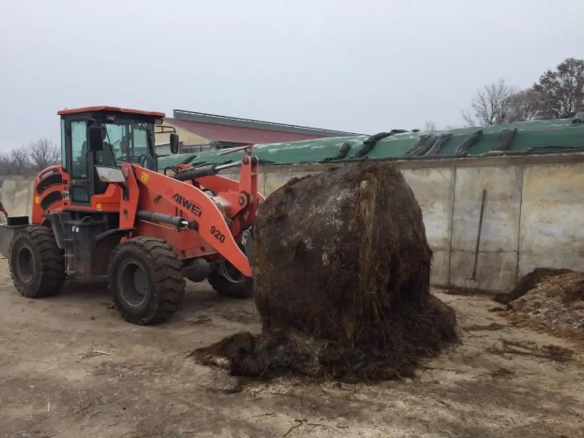 Mini utovarivač Kaiwei • Kaiwei 930, godište 2026 • 15