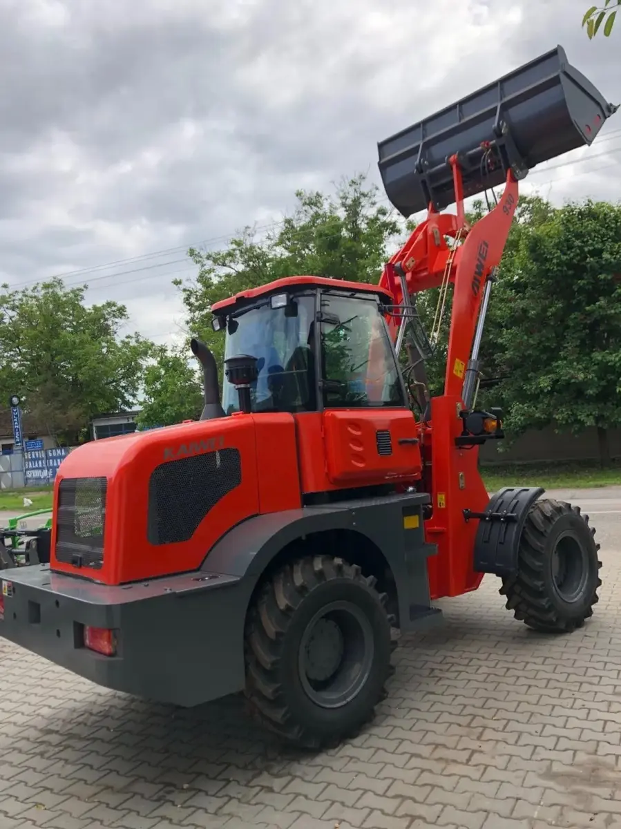 Mini utovarivač Kaiwei • Kaiwei 930, godište 2026 • 17