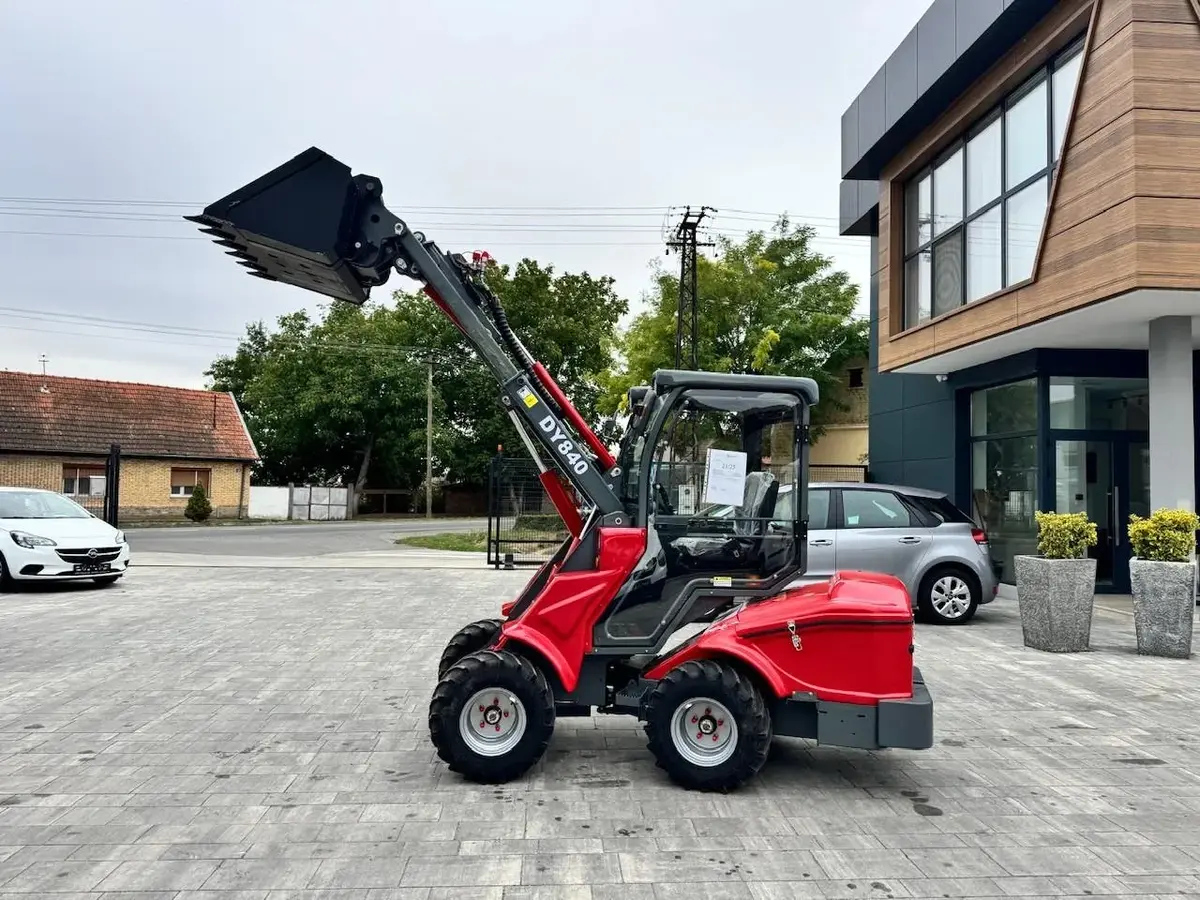 Mini utovarivač Taian • DY840, godište 2025 • 2