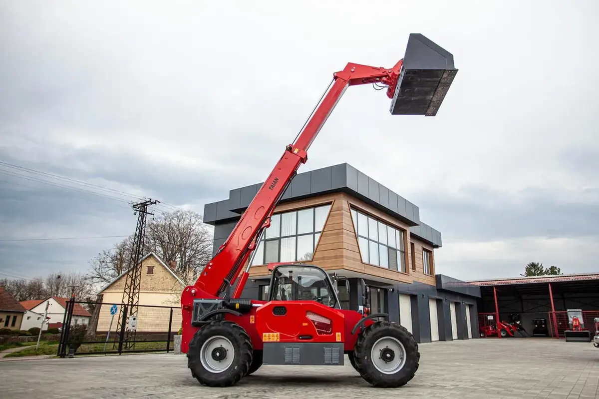Teleskopski utovarivač / Telehendler Taian • TLT30-8 Telehendler, godište 2025 • 2