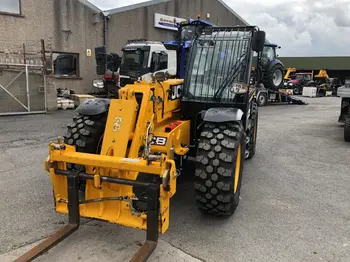 Teleskopski utovarivač / Telehendler JCB • 542-70, godište 2023 • slika 8