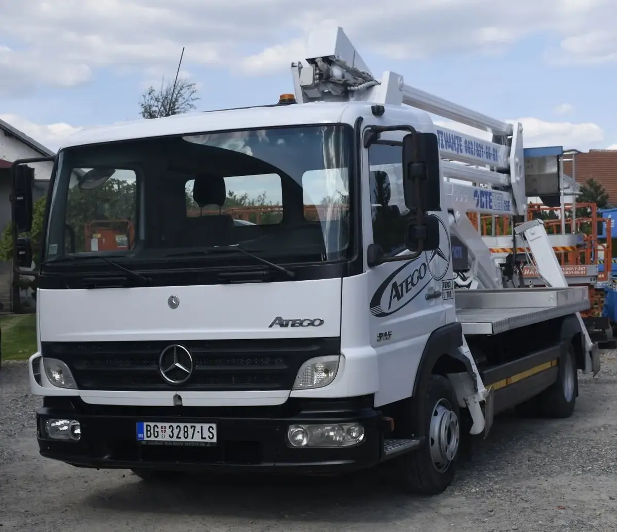 Auto dizalica sa korpom CTE • Zed 26 E • 1