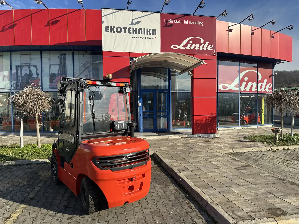 Dizel viljuškar Linde • HT35, godište 2025 • 6