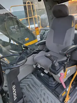 Bager točkaš Volvo • EW 160E, godište 2015 • slika 19