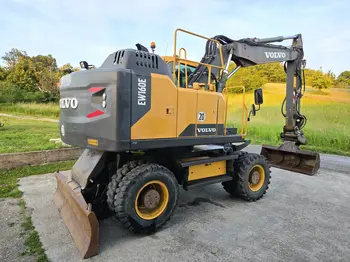 Bager točkaš Volvo • EW 160E, godište 2015 • slika 6