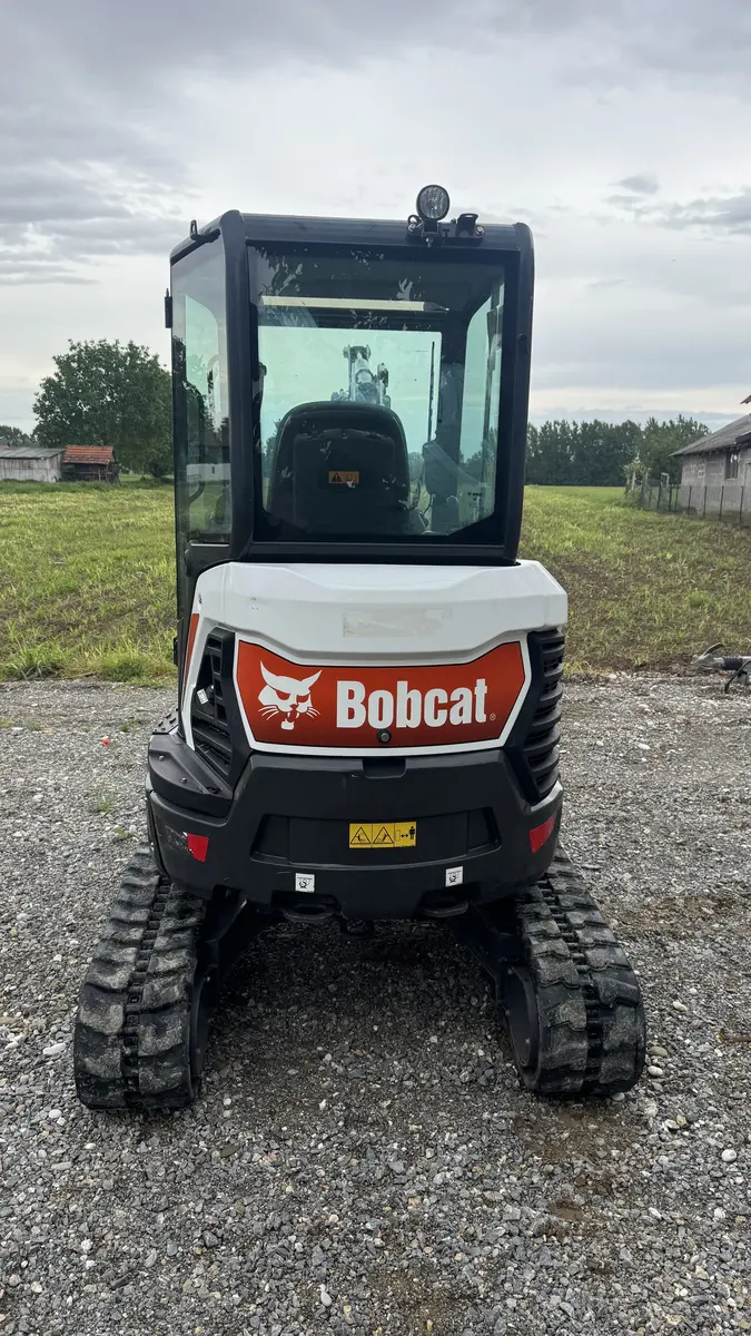 Mini bager Bobcat • E27 Z 2023god., godište 2023 • 7