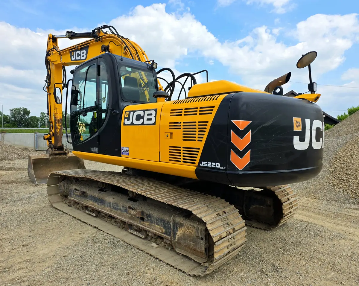 Veliki bager JCB • JS220NLC, godište 2014 • 3