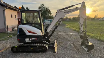 Mini bager Bobcat • E35 2020god., godište 2020 • slika 5