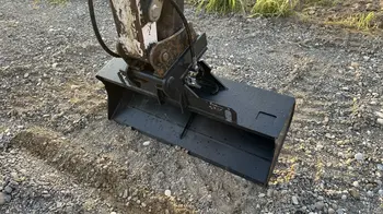 Mini bager Bobcat • E35 2020god., godište 2020 • slika 10