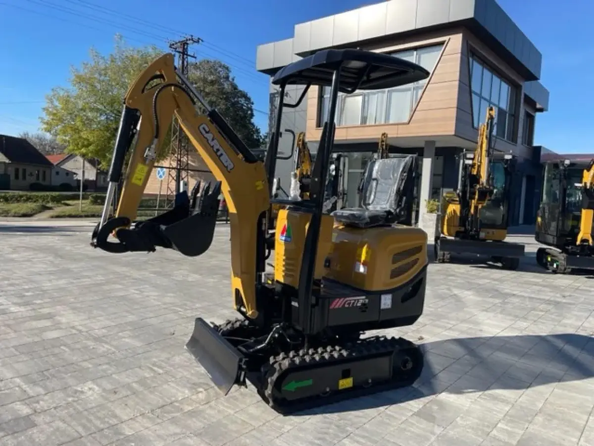 Mini bager Carter • CT12 Yanmar motor, godište 2024 • 3