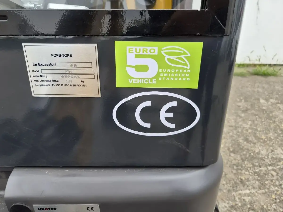 Mini bager Huayee • PRO LINE 16 KABINA, godište 2026 • 20