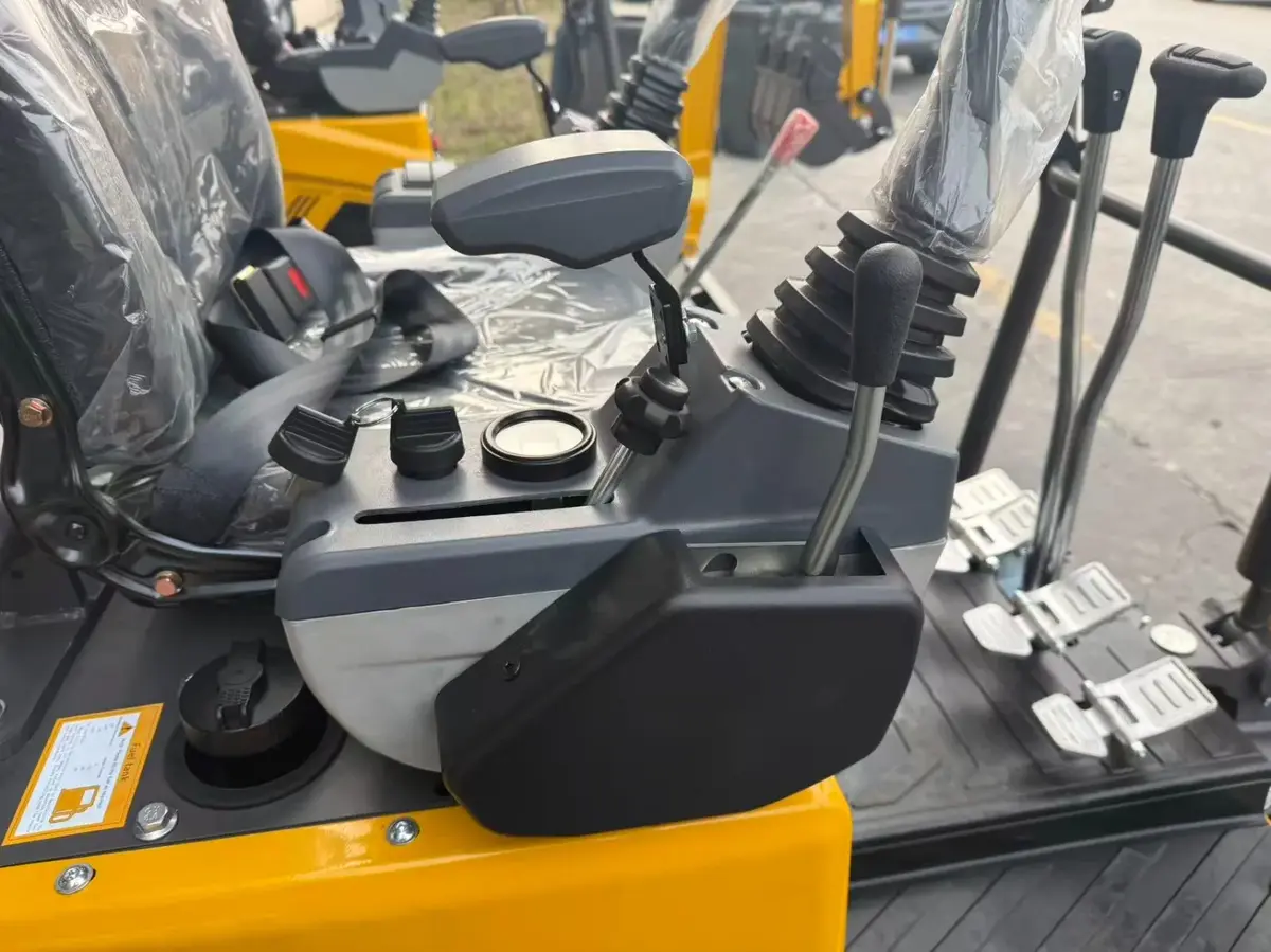 Mini bager Huayee • PRO LINE 12 Kacket, godište 2026 • 5