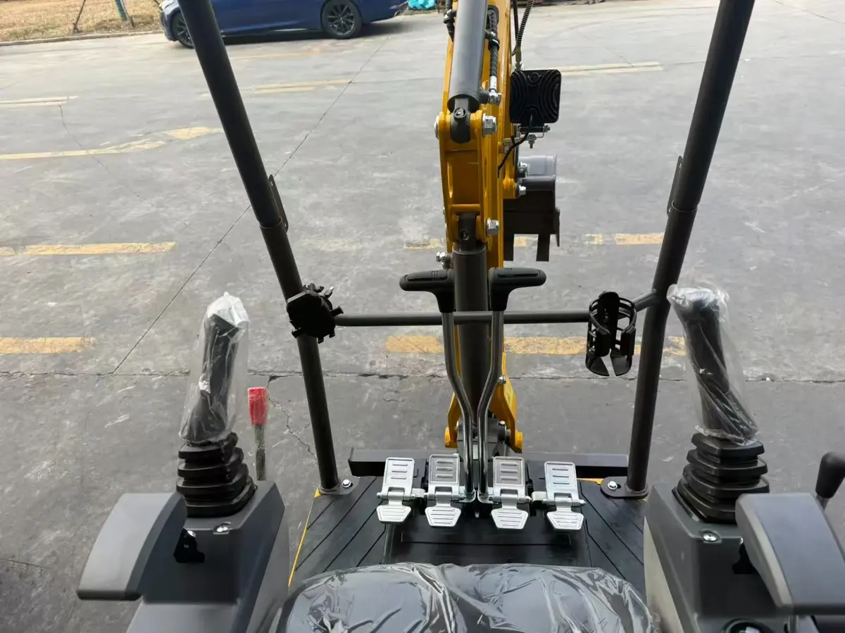 Mini bager Huayee • PRO LINE 12 Kacket, godište 2026 • 8