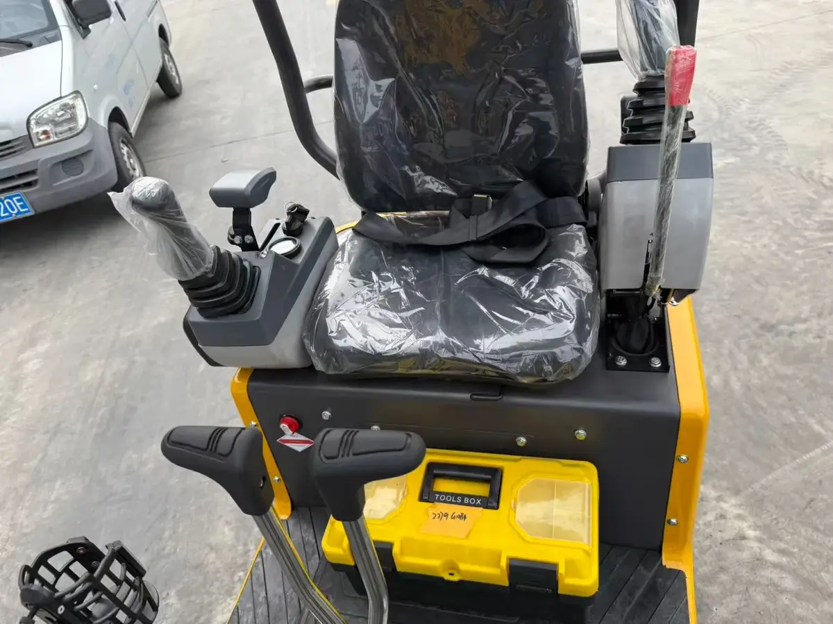 Mini bager Huayee • pro line 10, godište 2026 • 4