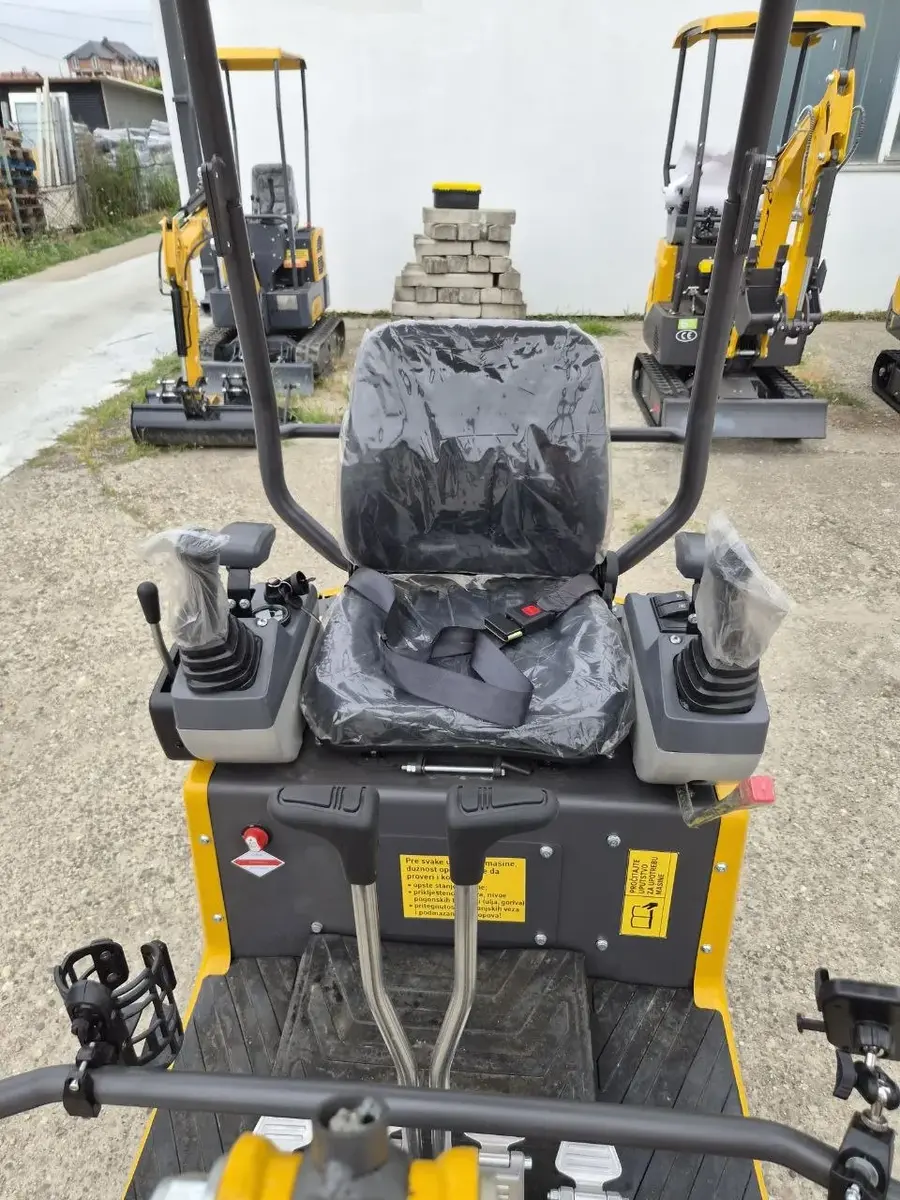 Mini bager Huayee • pro line 10, godište 2026 • 15
